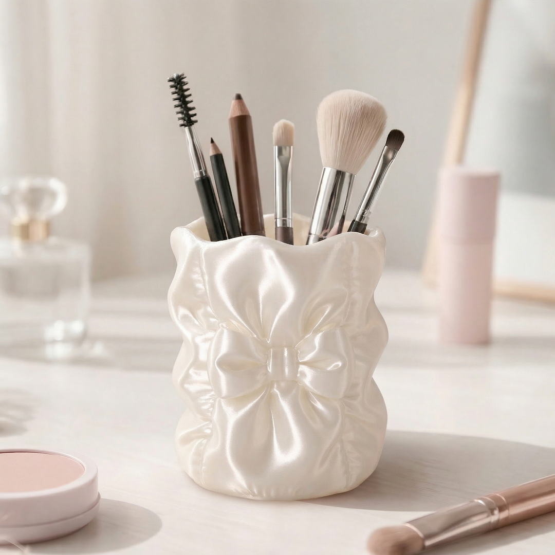 Silk Bow Organizer