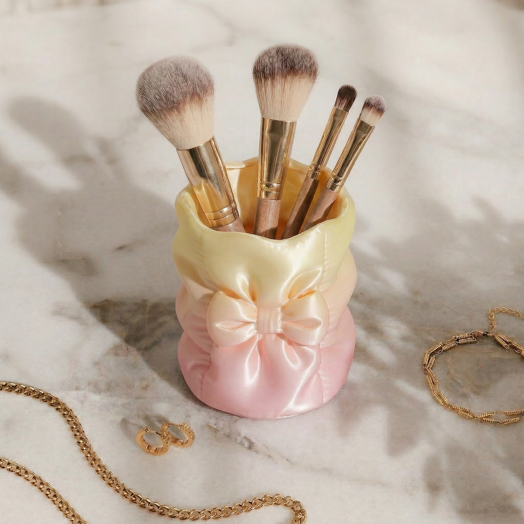 Silk Bow Organizer