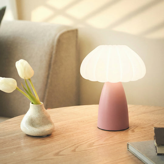 Cloudcap Table Lamp