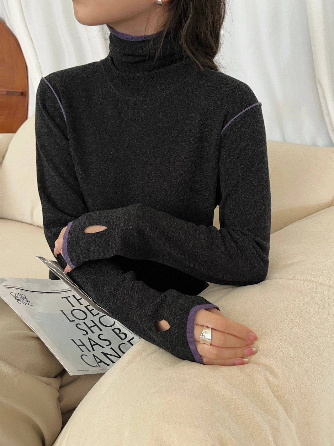 Contrast Stitch Turtleneck Wool Sweater