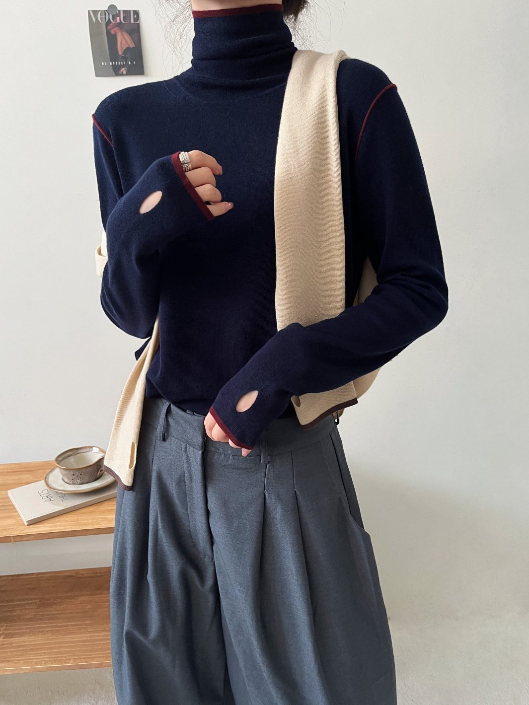 Contrast Stitch Turtleneck Wool Sweater