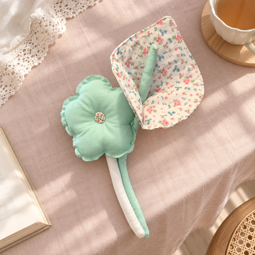 MiRANcle P10 handmade fabric bouquet — home setting
